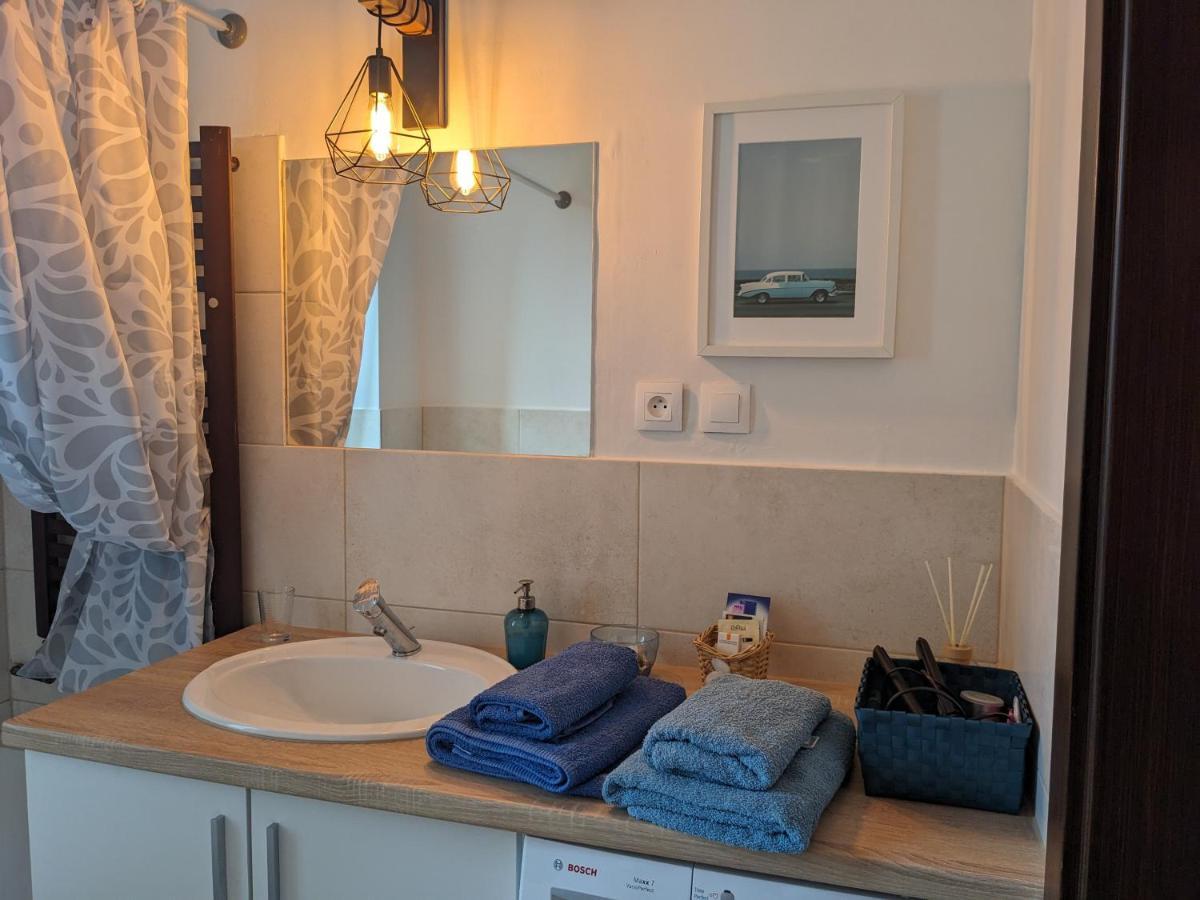 Blue Apartament Luboń Kültér fotó